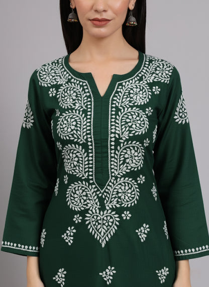 Women Hand Embroidered Lucknowi Chikankari Cotton Ethnic Motifs Kurta PC3997 Navy