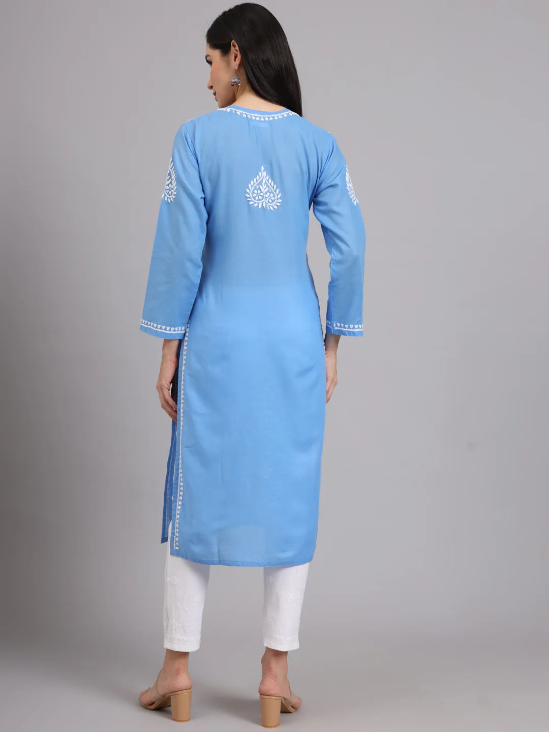 Women Hand Embroidered Lucknowi Chikankari Cotton Ethnic Motifs Kurta PC3997 Lightskyblue