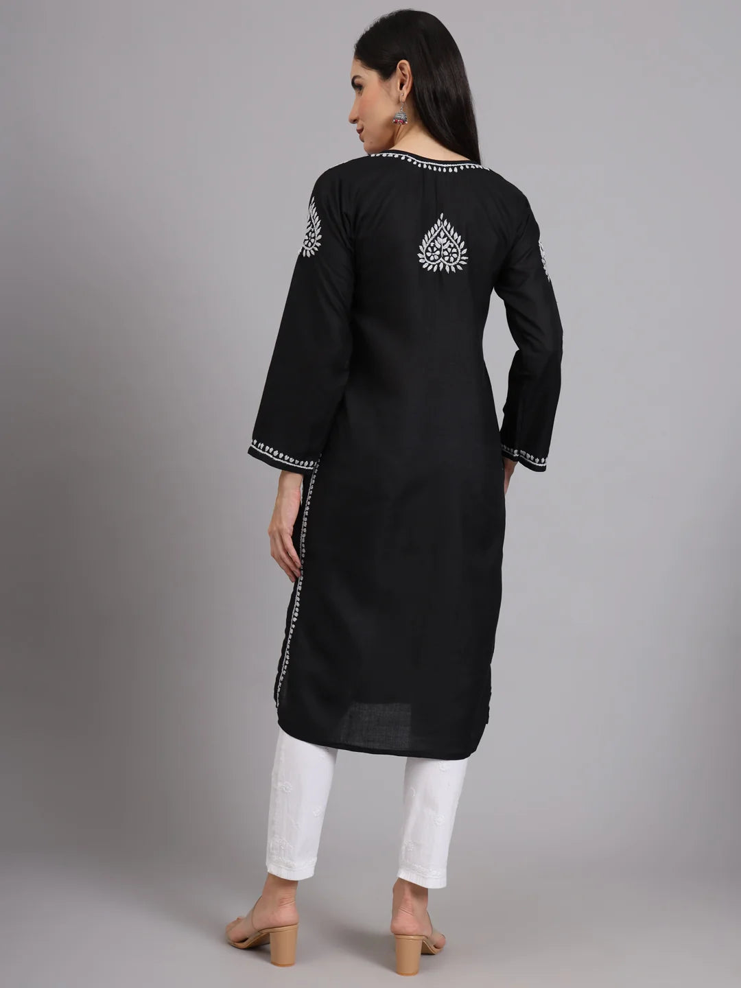 Women Hand Embroidered Lucknowi Chikankari Cotton Ethnic Motifs Kurta PC3997 Black
